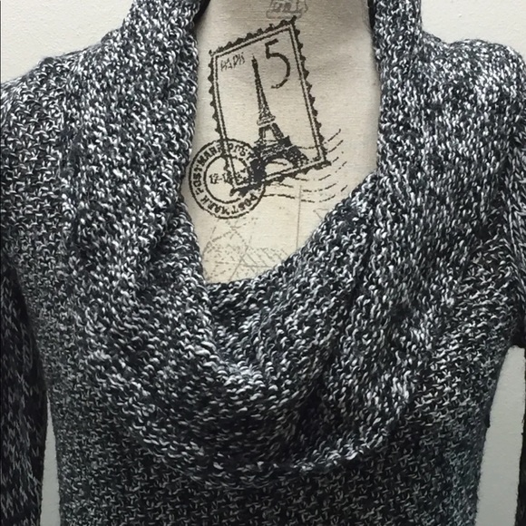 American Eagle Outfitters Women Cable Knit Cowl Neck Sweater S Black White - Picture 7 of 10